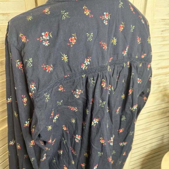 SUNDANCE Women's Large Floral Poppy Bloom Bounce Cotton Popover Button Top Navy - Picture 10 of 14